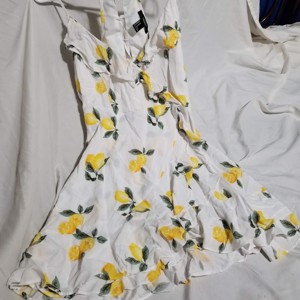 Lemon print summer dress size M